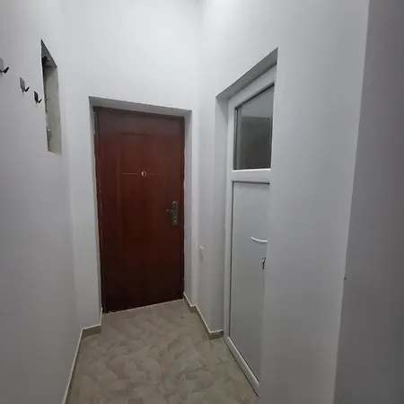 Carmen Housing דירה