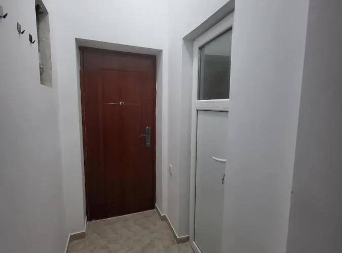 Carmen Housing Апартаменти