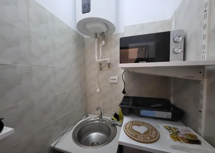 Carmen Housing Апартаменти *